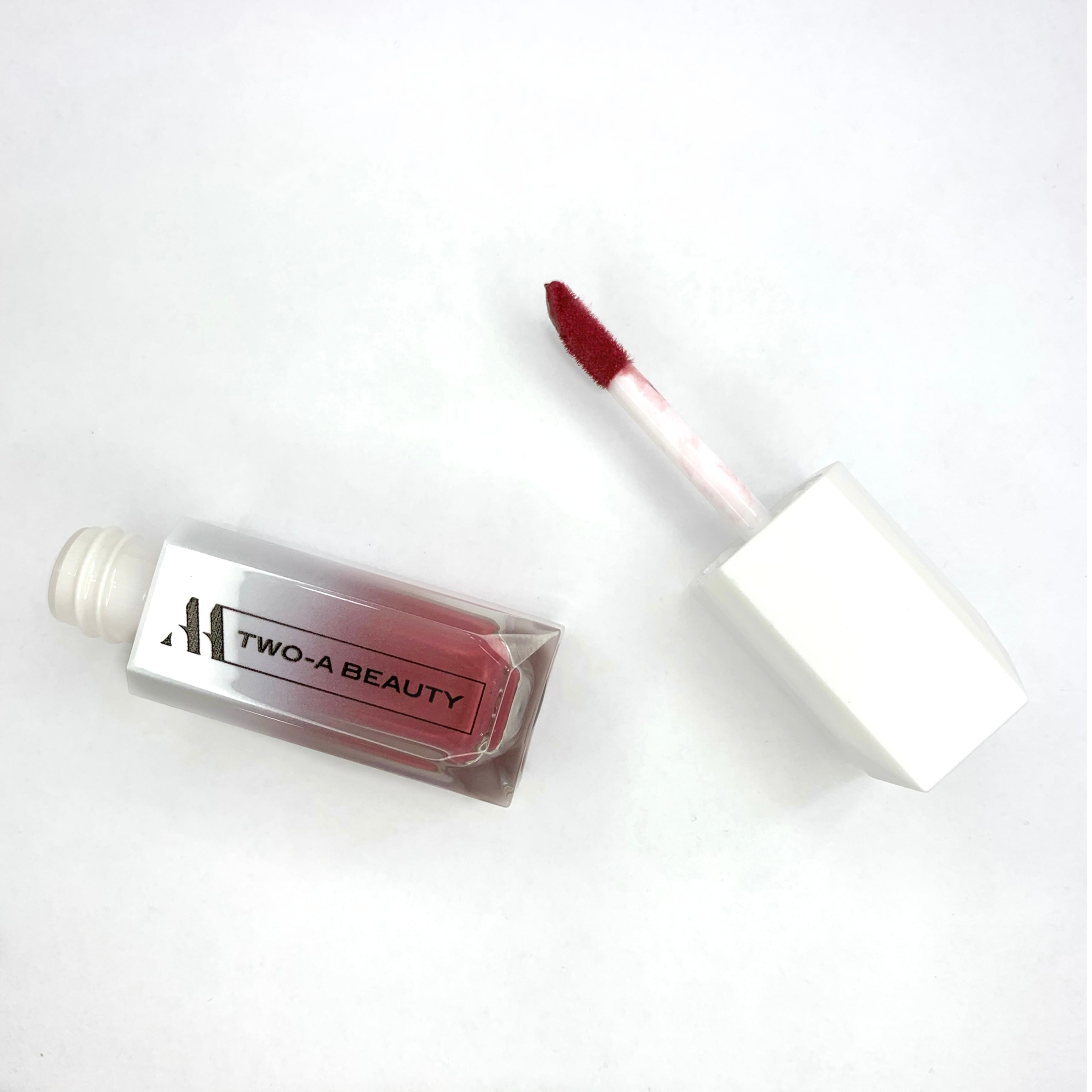 Única liquid matte lipstick
